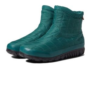 Bogs snowday ll short